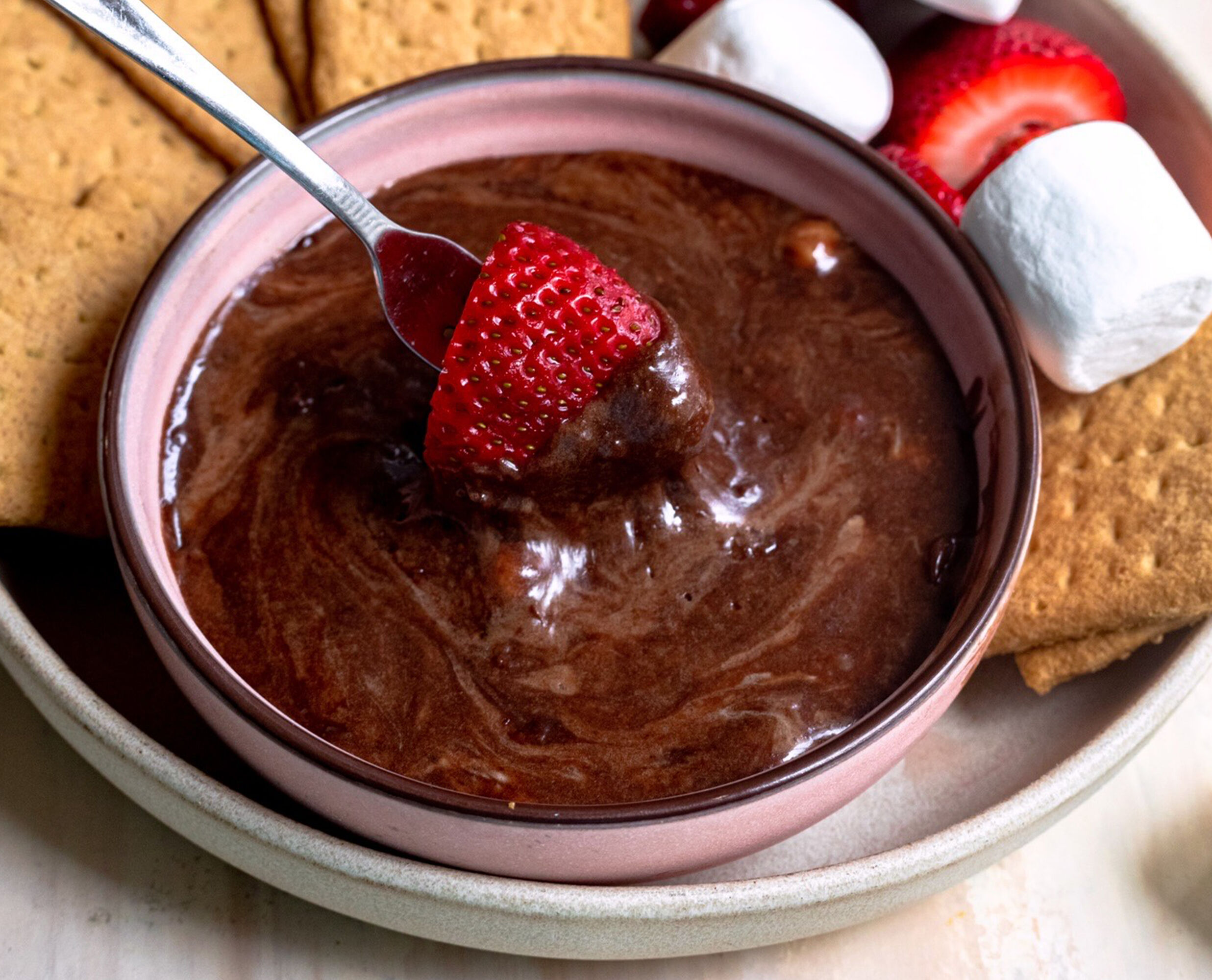 Chocolatey S’mores Dip Slow Cooker Recipe